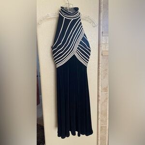 Tadashi size 6 Little Black Dress. Sexy Sweet, and Super Cute on.